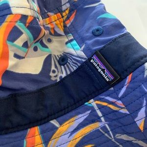 Patagonia bucket hat tropical print